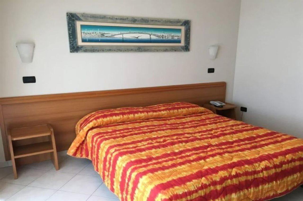 Hotel Apulia 3*
